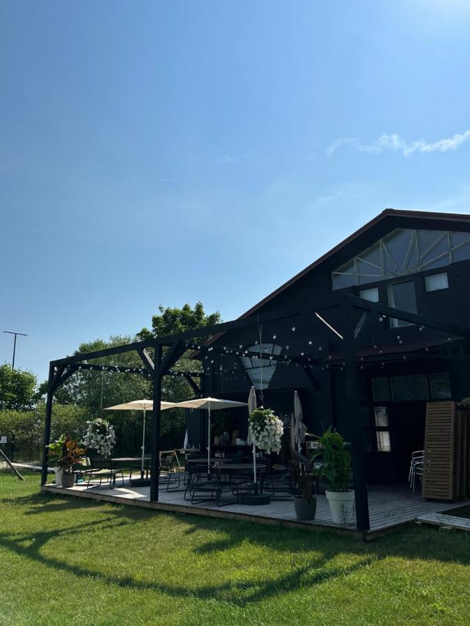 Glamping Mella Muiza 호텔 Jūrkalne 외부 사진